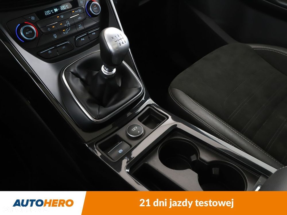Ford Kuga 2.0 TDCi FWD ST-Line - 25