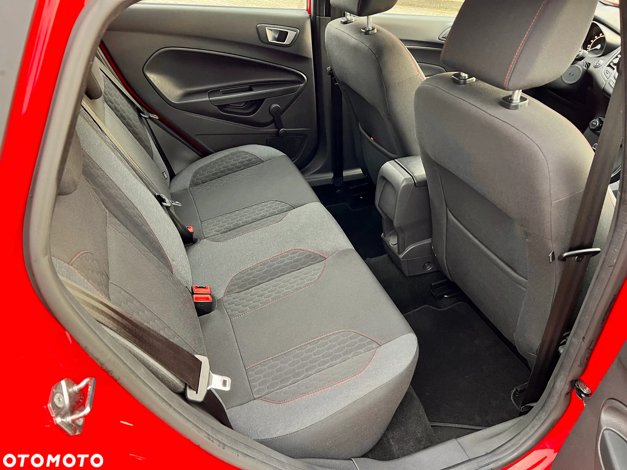 Ford Fiesta 1.0 EcoBoost S&S ST-LINE Red - 31