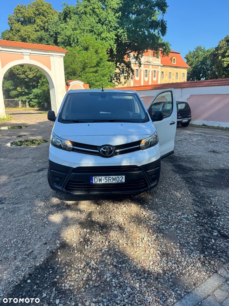 Toyota ProAce D-4D Medium 2,7t (bryg.) - 2