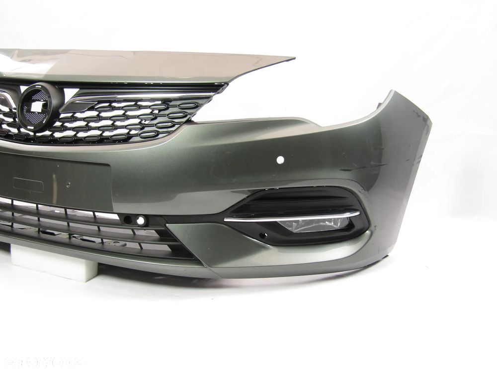 Zderzak przedni Opel Astra K 19-22 Pdc-4  + Atrapa Kod lakieru GR5 / 509B - 11