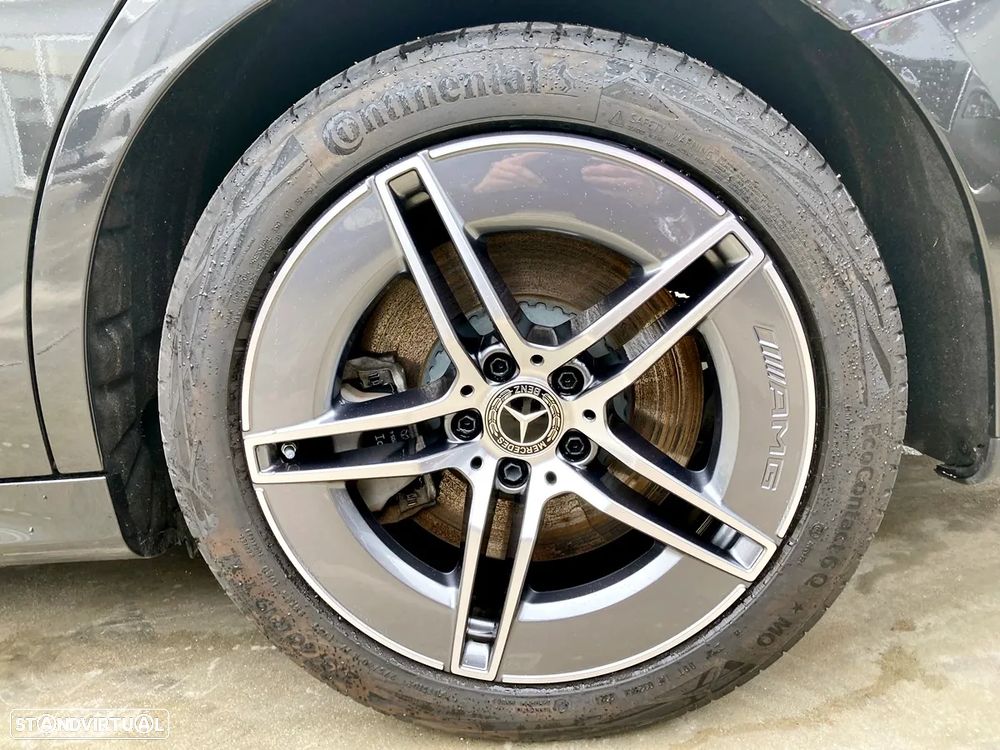 Mercedes-Benz E 300 e AMG Line - 44