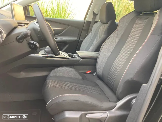 Peugeot 3008 1.5 BlueHDi Active Pack - 28