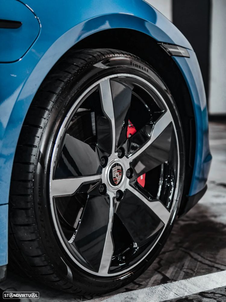 Porsche Taycan 4S - 19