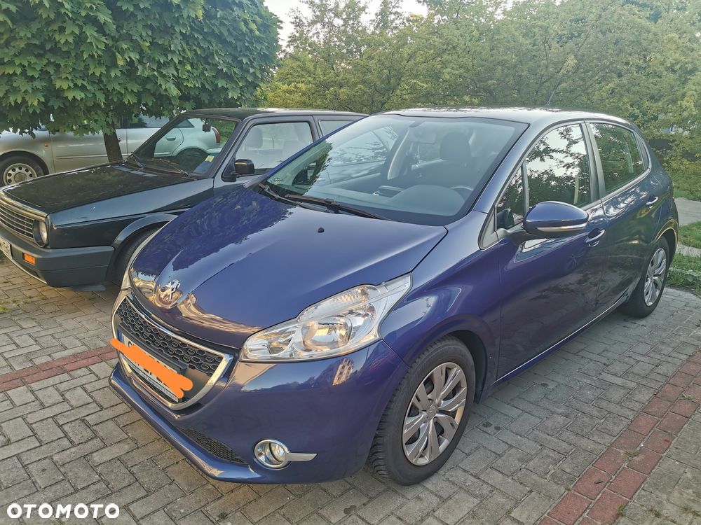 Peugeot 208 - 3