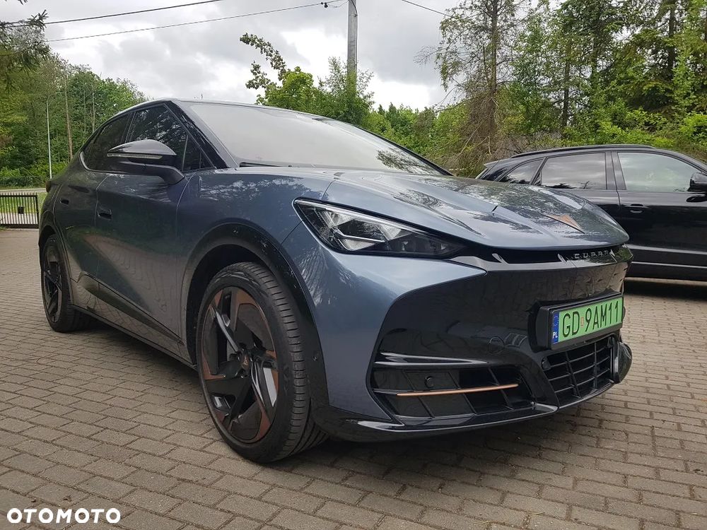 Cupra Tavascan - 2
