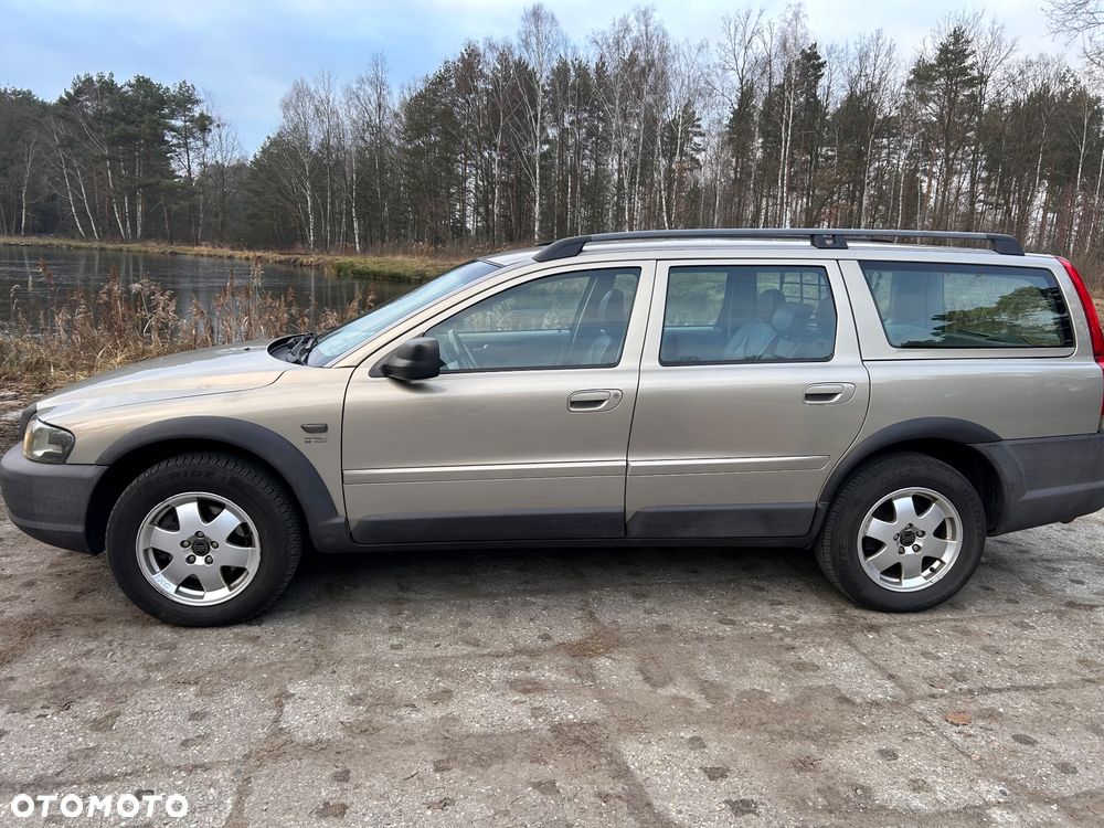 Volvo XC 70 AWD - 1