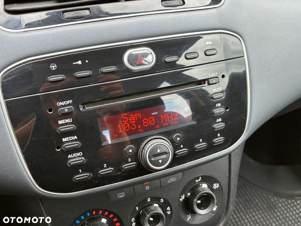 Fiat Punto Evo 1.4 8V Active - 23