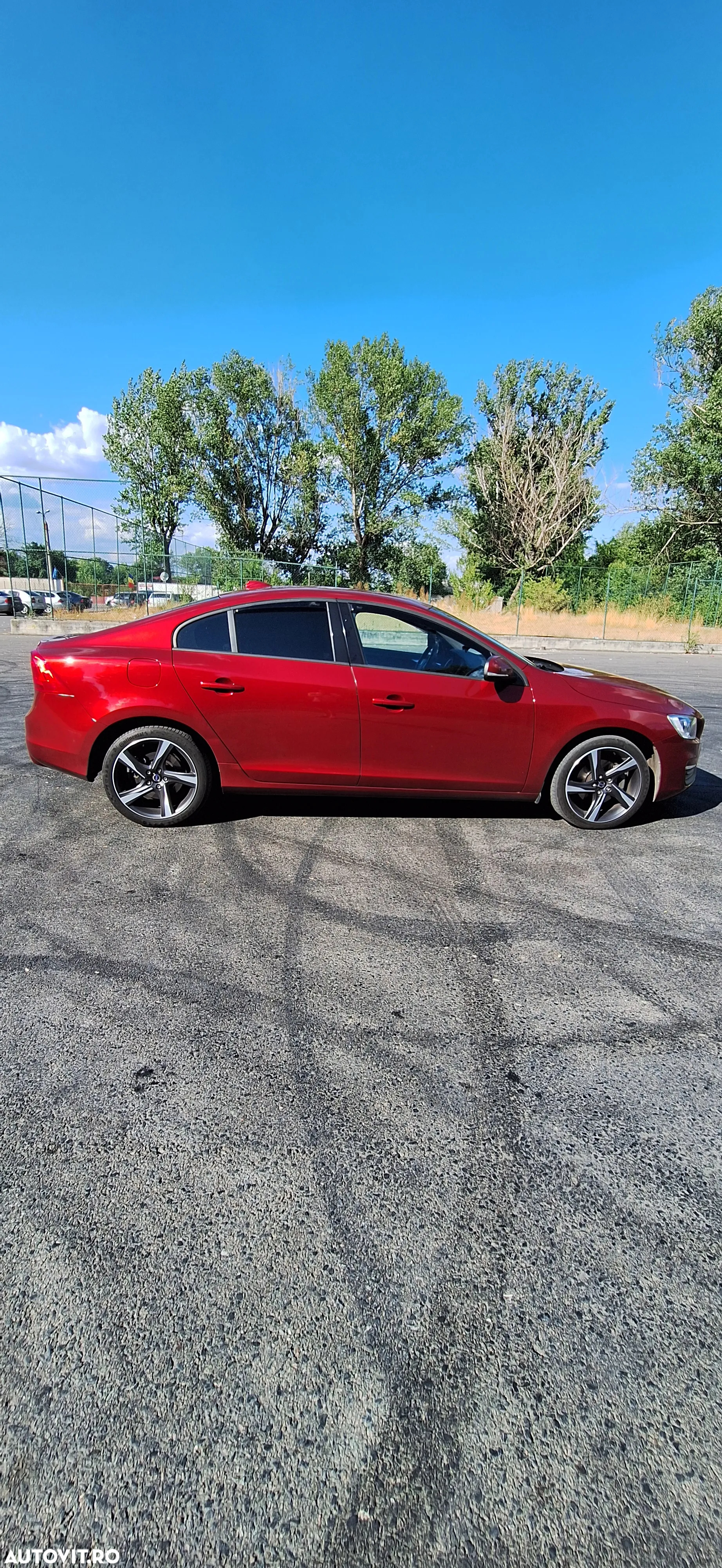 Volvo S60 D2 Momentum - 4