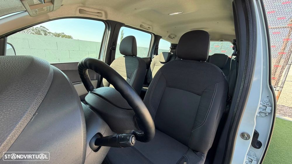 Dacia Lodgy 1.6 MPI Confort 7L Bi-Fuel - 17