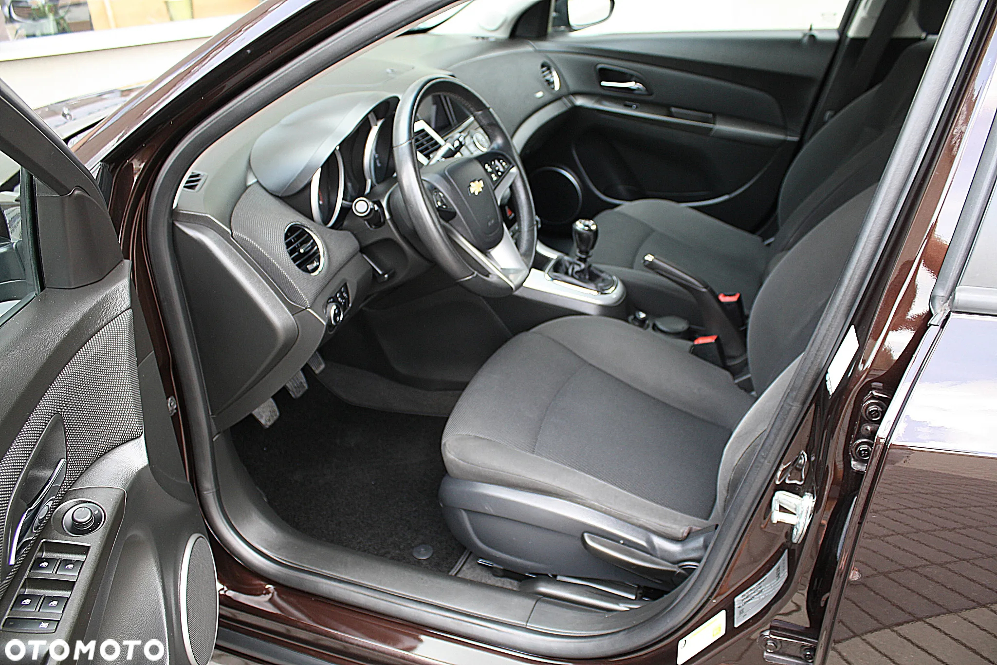 Chevrolet Cruze 1.4 T LT - 8