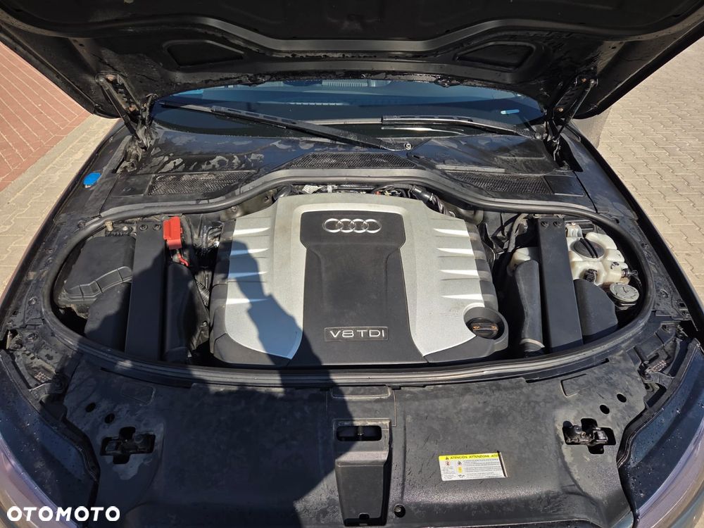 Audi A8 - 7