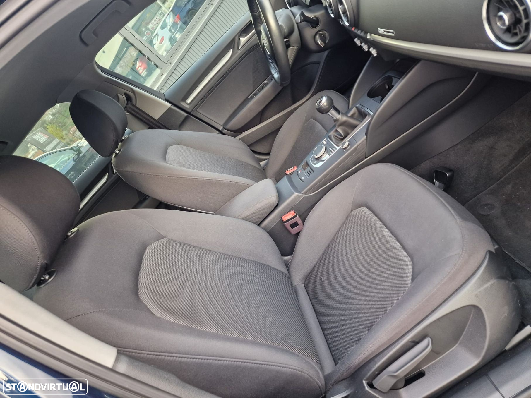 Audi A3 Sportback 30 TDI Design - 35