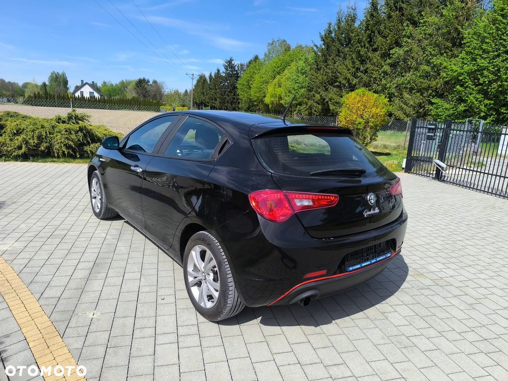 Alfa Romeo Giulietta - 9