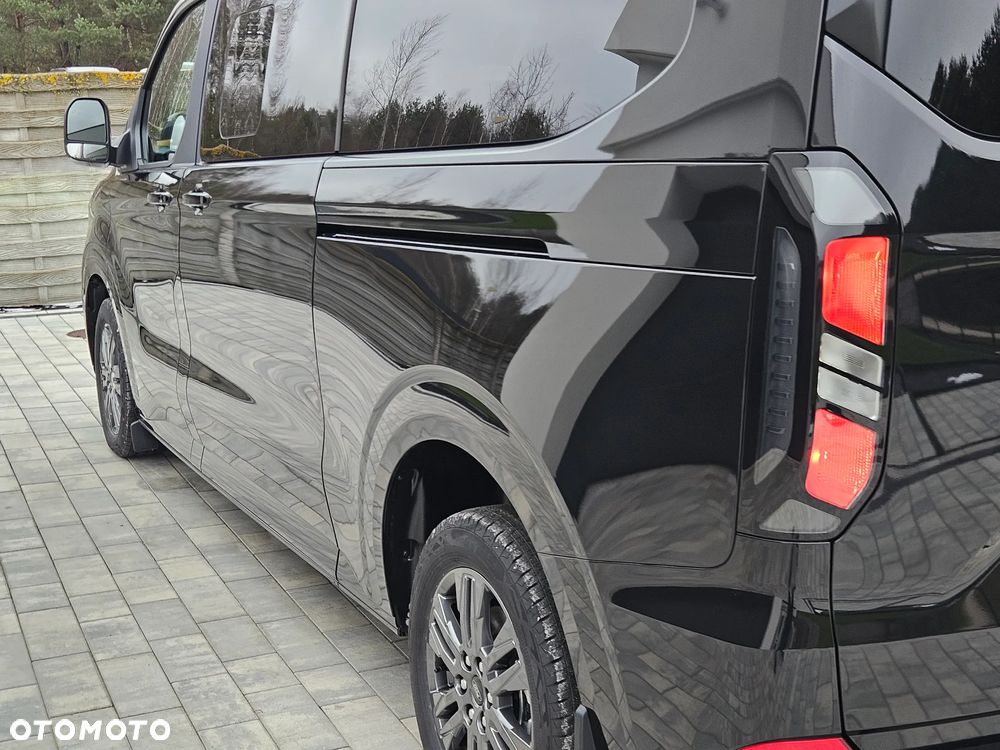 Ford Tourneo Custom 2.0 EcoBlue 320 L2 Titanium - 13