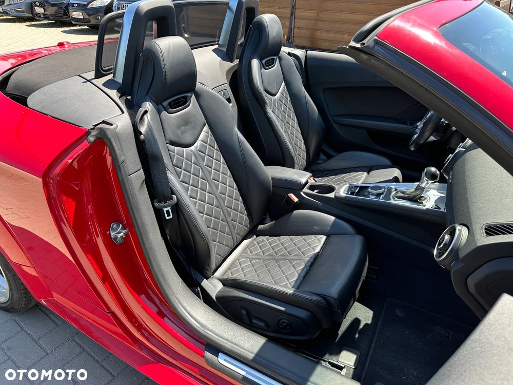 Audi TT Roadster - 24
