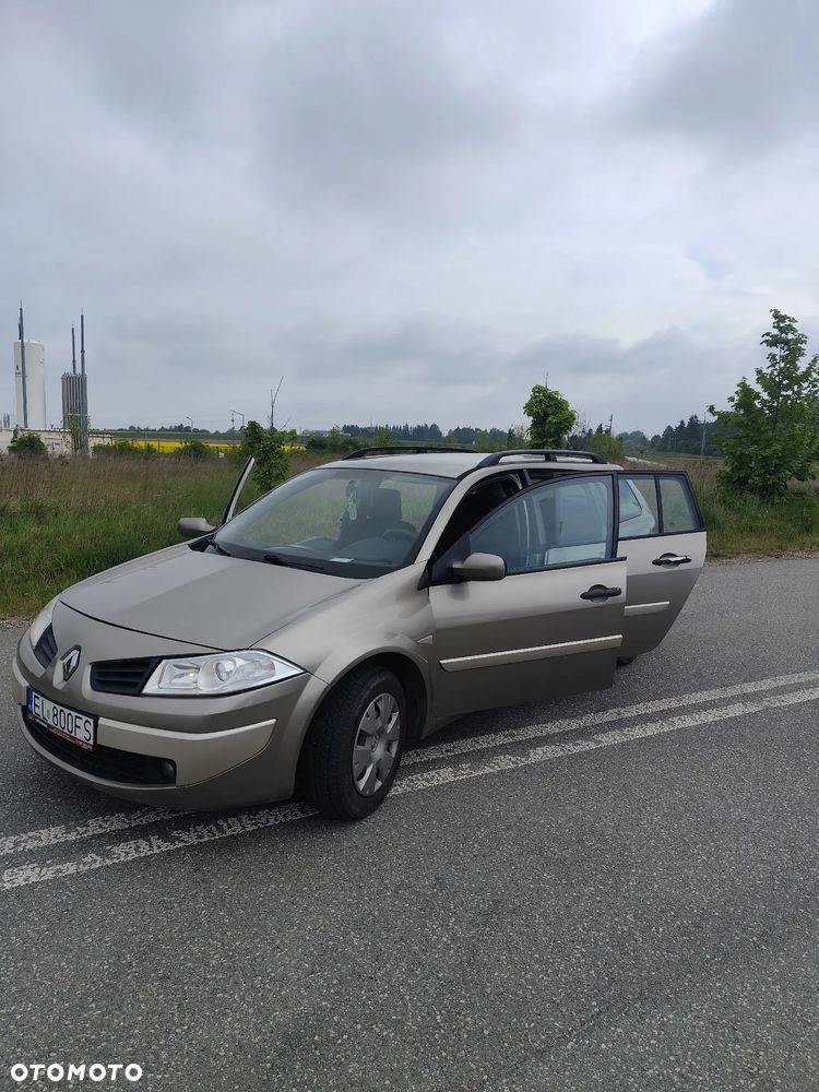 Renault Megane 1.6 16V Authentique - 4