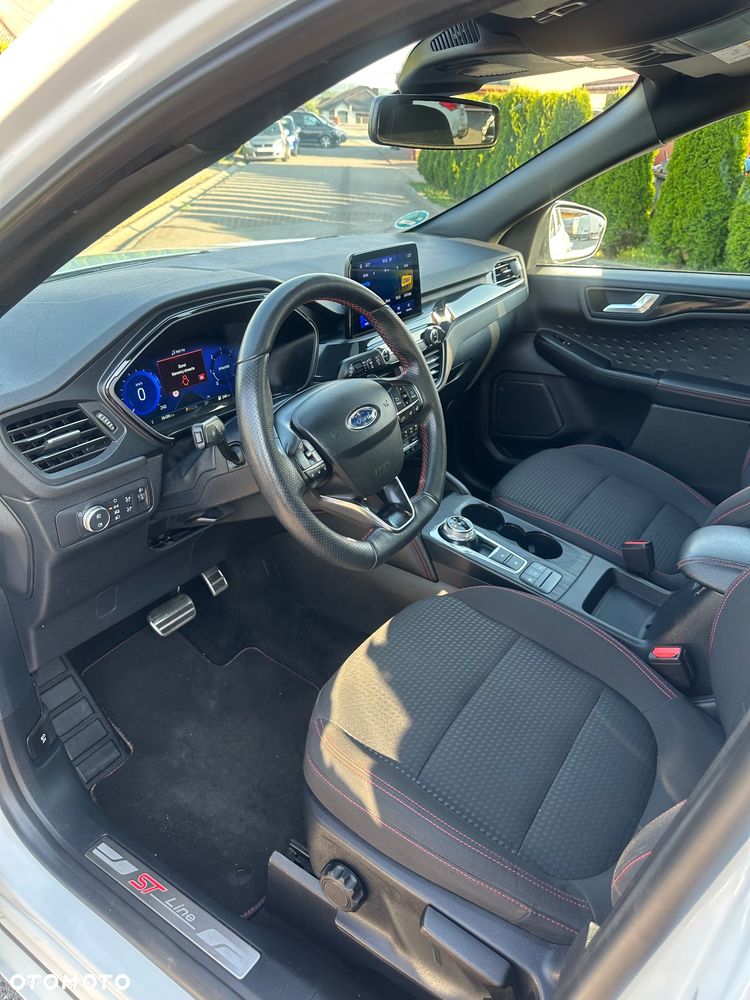 Ford Kuga - 18