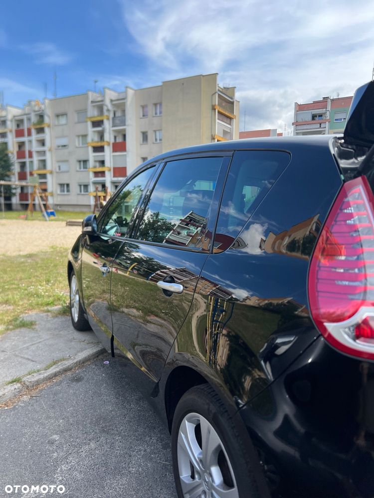 Renault Scenic 1.5 dCi Tech Run EDC - 15