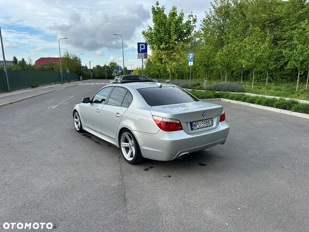 BMW Seria 5 535i - 5