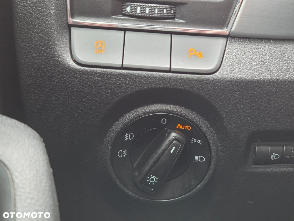 Skoda Fabia 1.0 TSI Ambition - 27