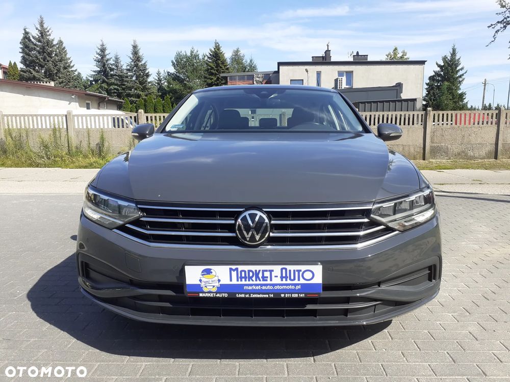 Volkswagen Passat - 9