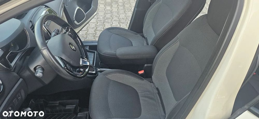 Renault Captur dCi 90 EDC Dynamique - 17