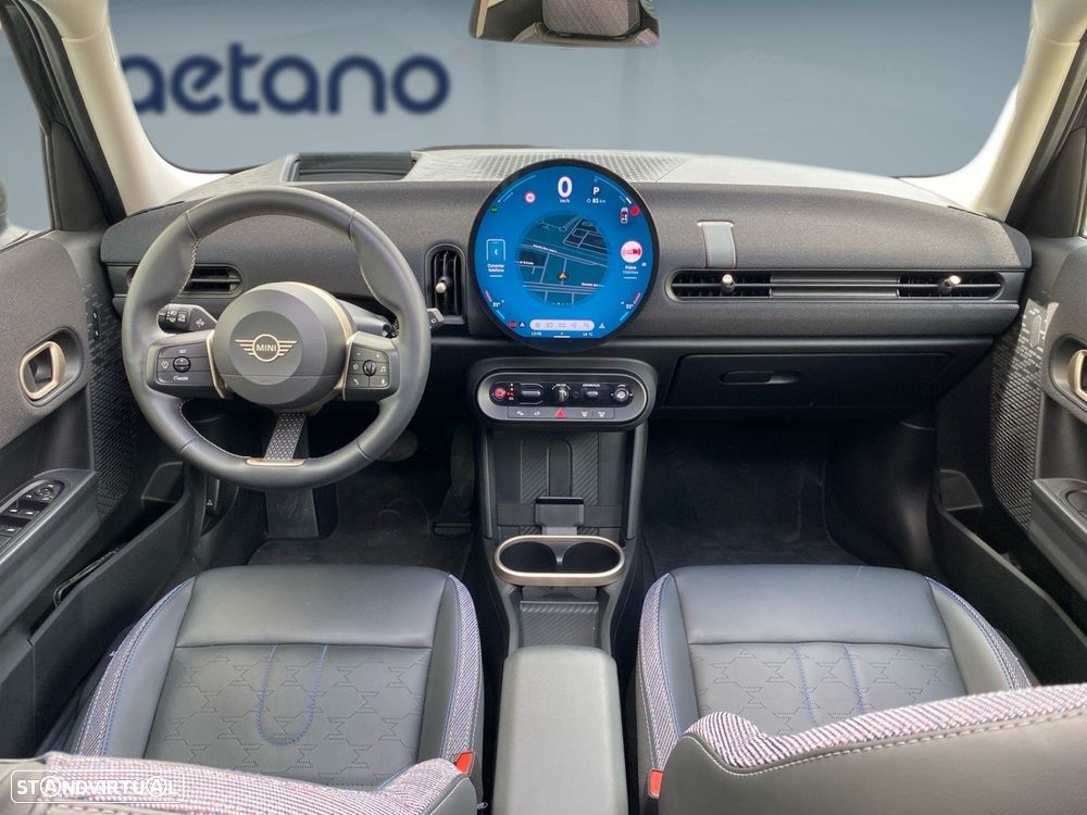 MINI 5 Portas Cooper Classic Auto - 4