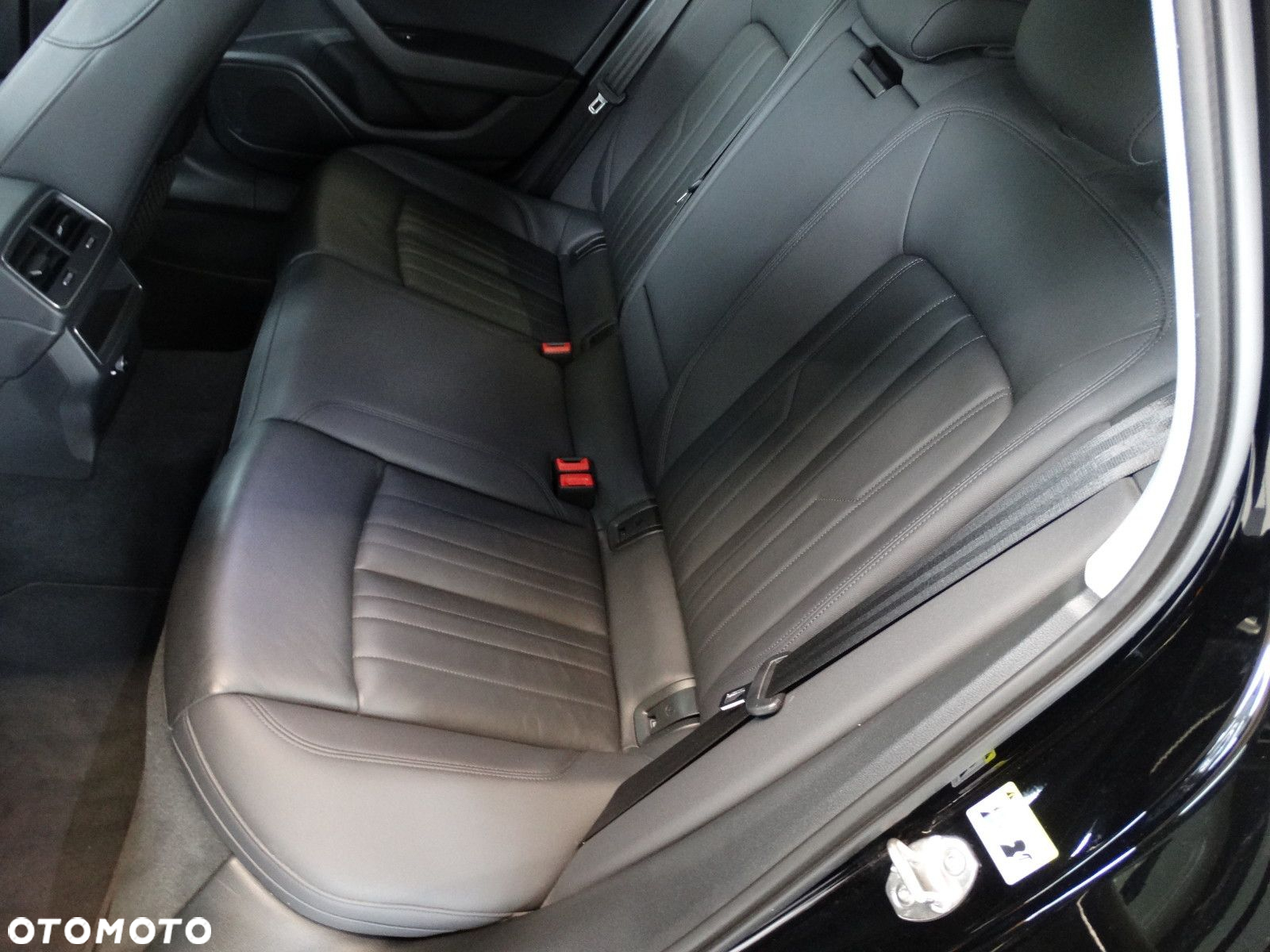 Audi A6 - 12
