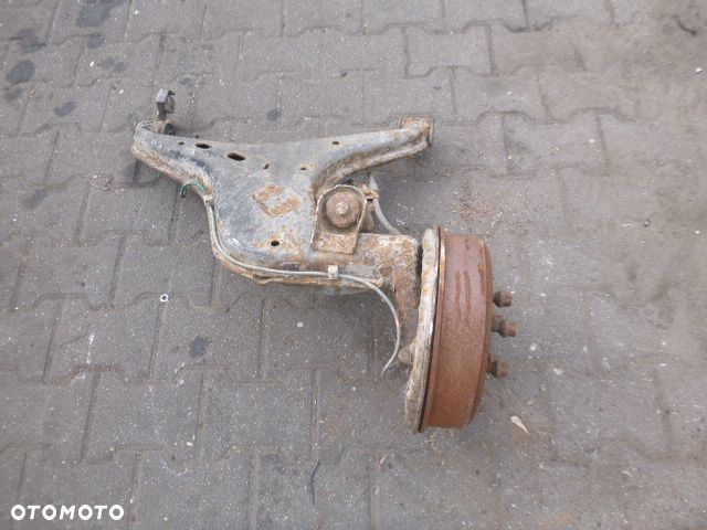 WAHACZ LEWY TYŁ LEWY TYLNY VOLKSWAGEN T4 - 10