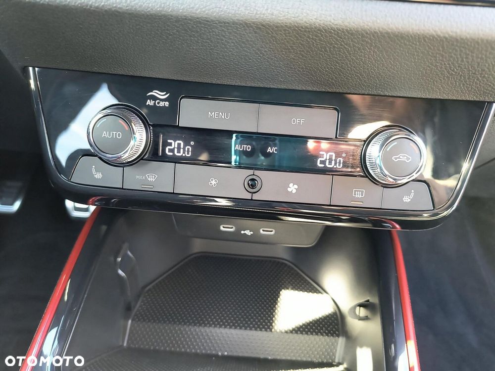 Skoda Fabia 1.0 TSI Monte Carlo - 39