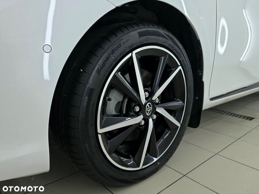 Toyota Auris Hybrid 135 Selection - 18