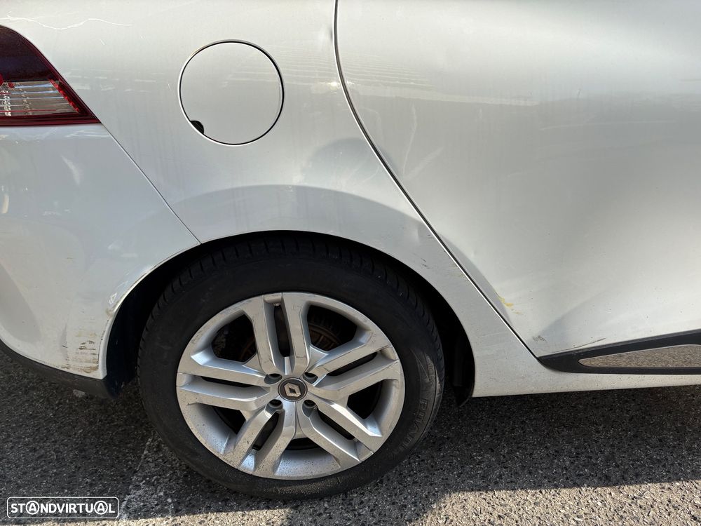 Renault Clio Sport Tourer 1.5 dCi Limited EDition - 4