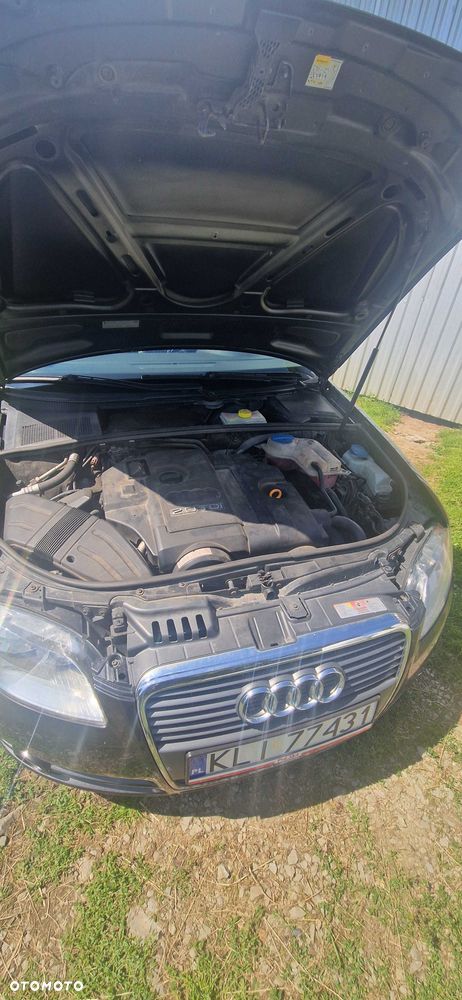 Audi A4 Limousine - 6