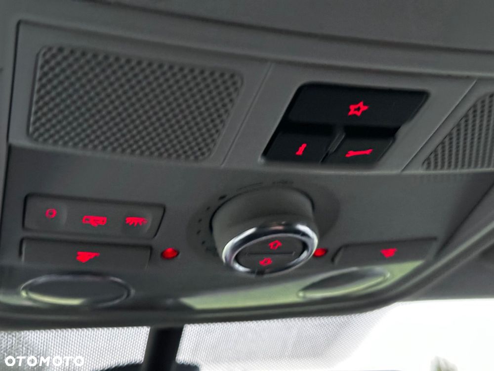 Volkswagen Tiguan - 15