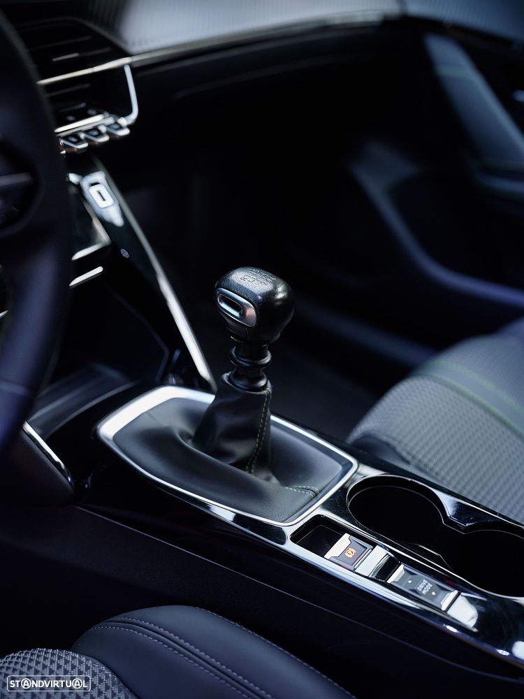 Peugeot 208 1.2 PureTech GT Line - 22