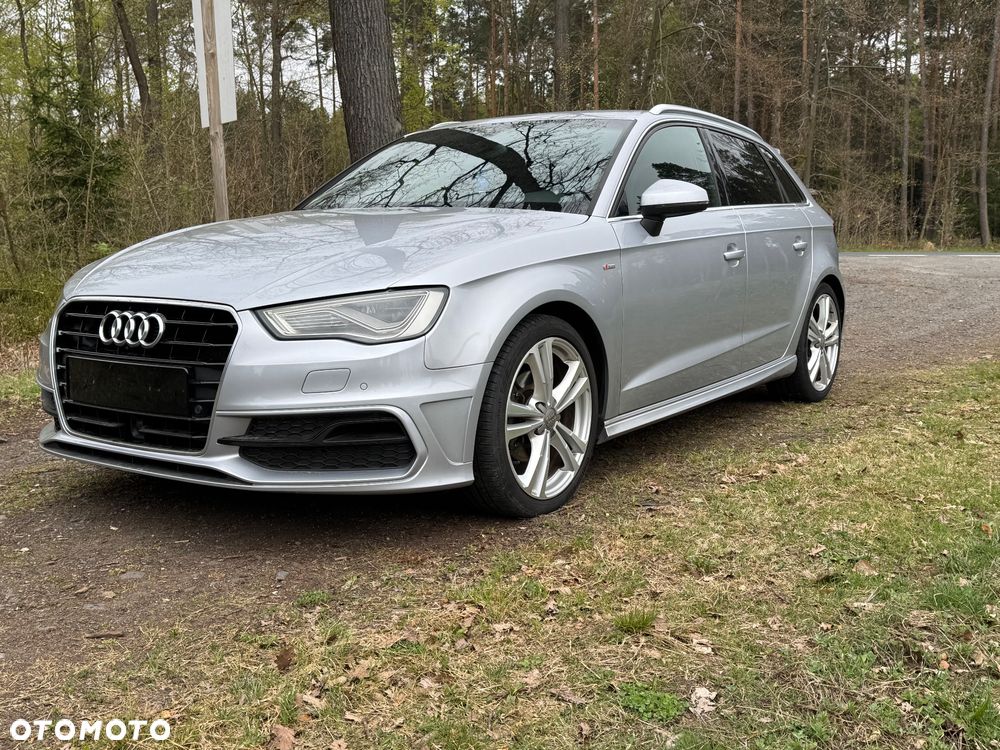 Audi A3 Sportback - 1
