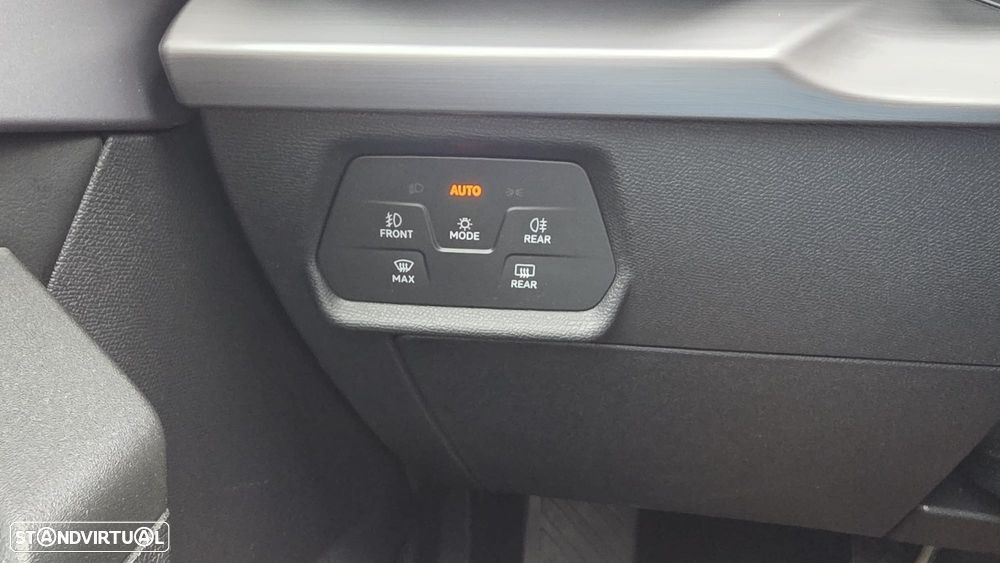 SEAT Leon ST 2.0 TDI FR DSG S/S - 15