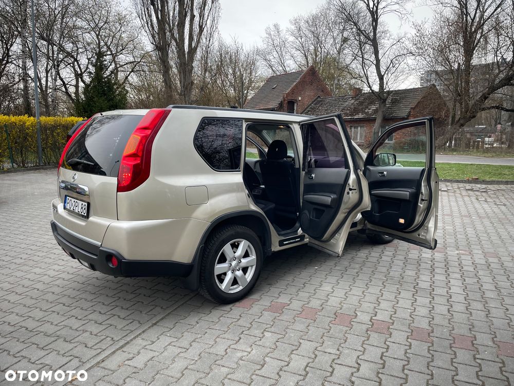 Nissan X-Trail 2.0 dCi 4x4 DPF Automatik SE - 11