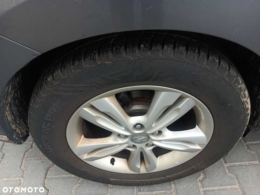Hyundai ix35 1.6 GDI Premium 2WD - 17
