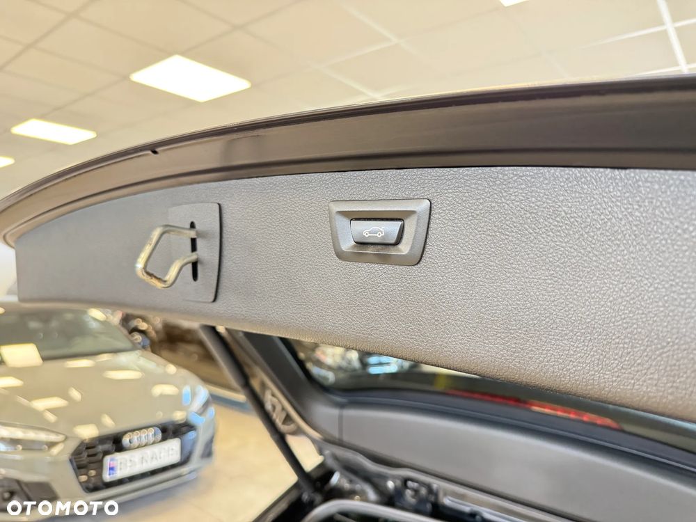 BMW Seria 3 - 26
