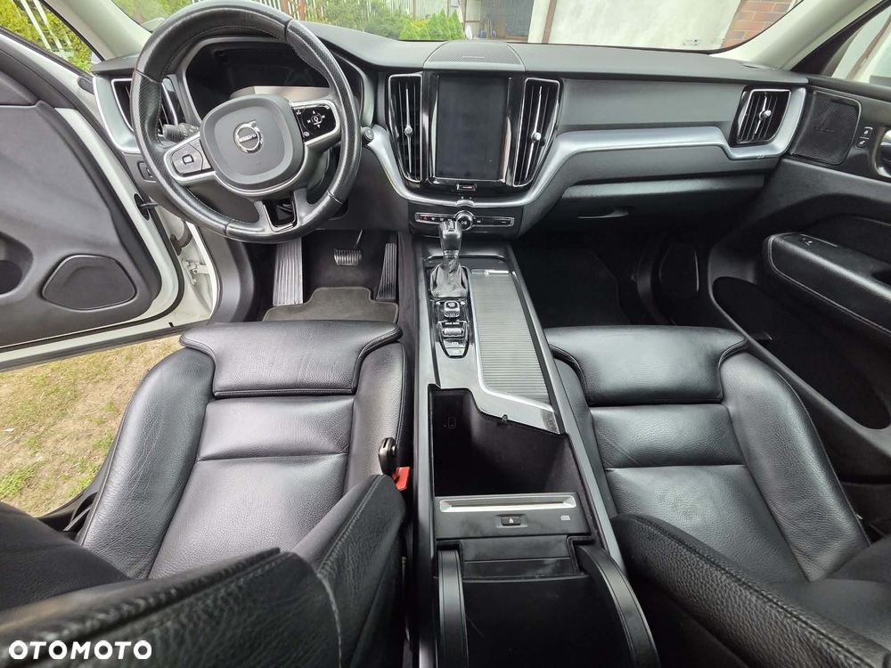 Volvo XC 60 B4 D AWD Inscription - 10