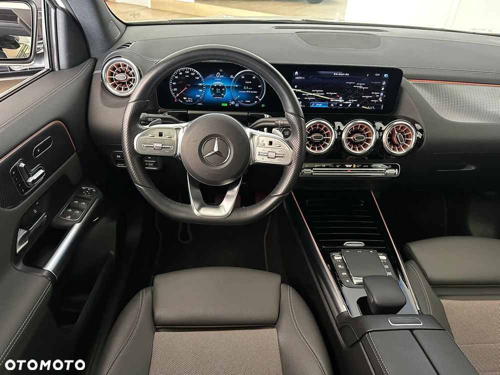 Mercedes-Benz EQA 250 66.5kWh Electric Art - 8