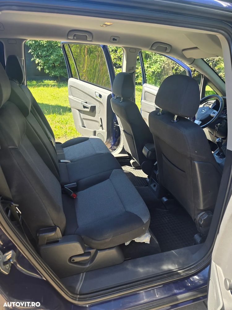 Opel Zafira - 8