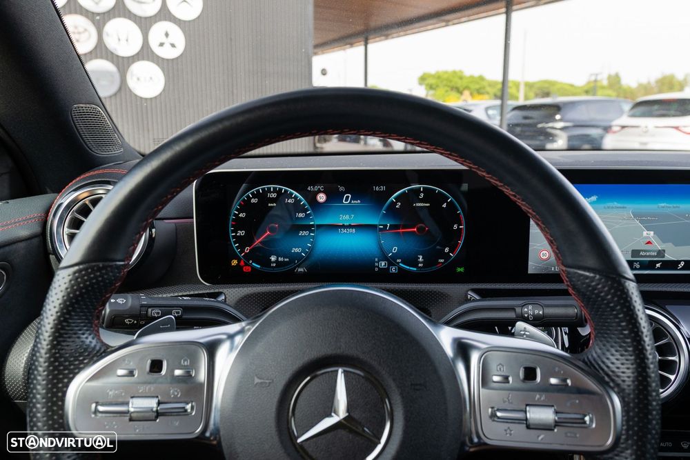 Mercedes-Benz CLA 220 d Shooting Brake AMG Line Aut. - 15
