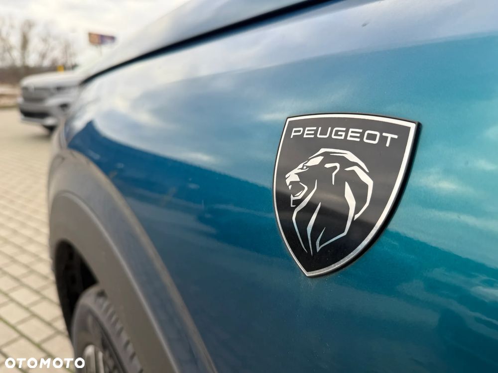 Peugeot 3008 1.2 PureTech mHEV GT E-DCS6 - 6