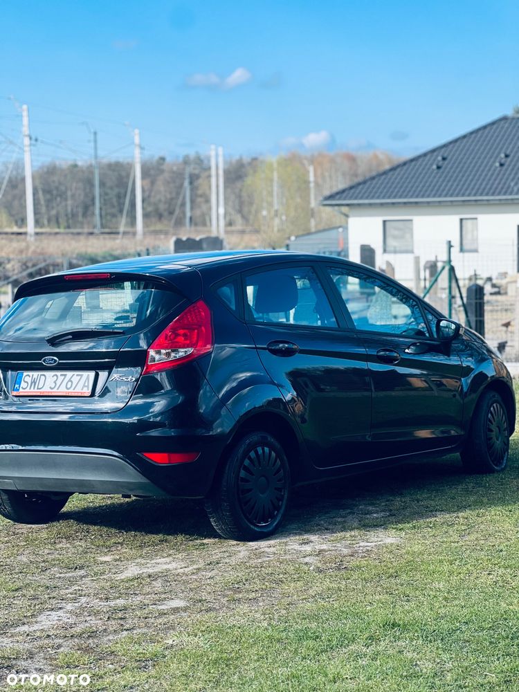 Ford Fiesta - 3