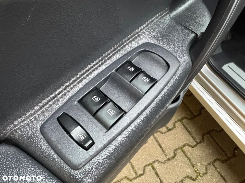 Renault Koleos 2.0 dCi FAP 4x4 Bose Edition - 28