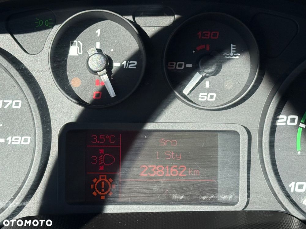 Iveco DAILY - 22