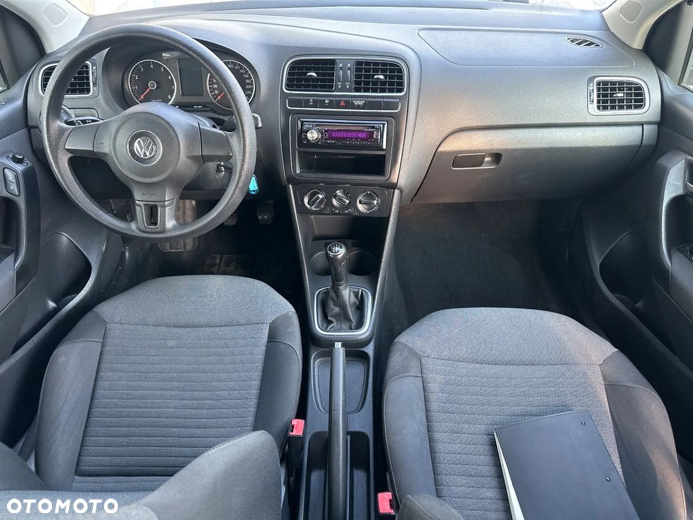Volkswagen Polo 1.4 Comfortline - 14