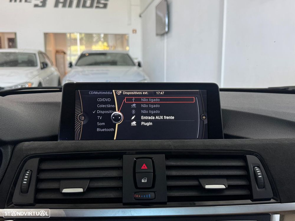 BMW 328 i Auto Pack M - 19